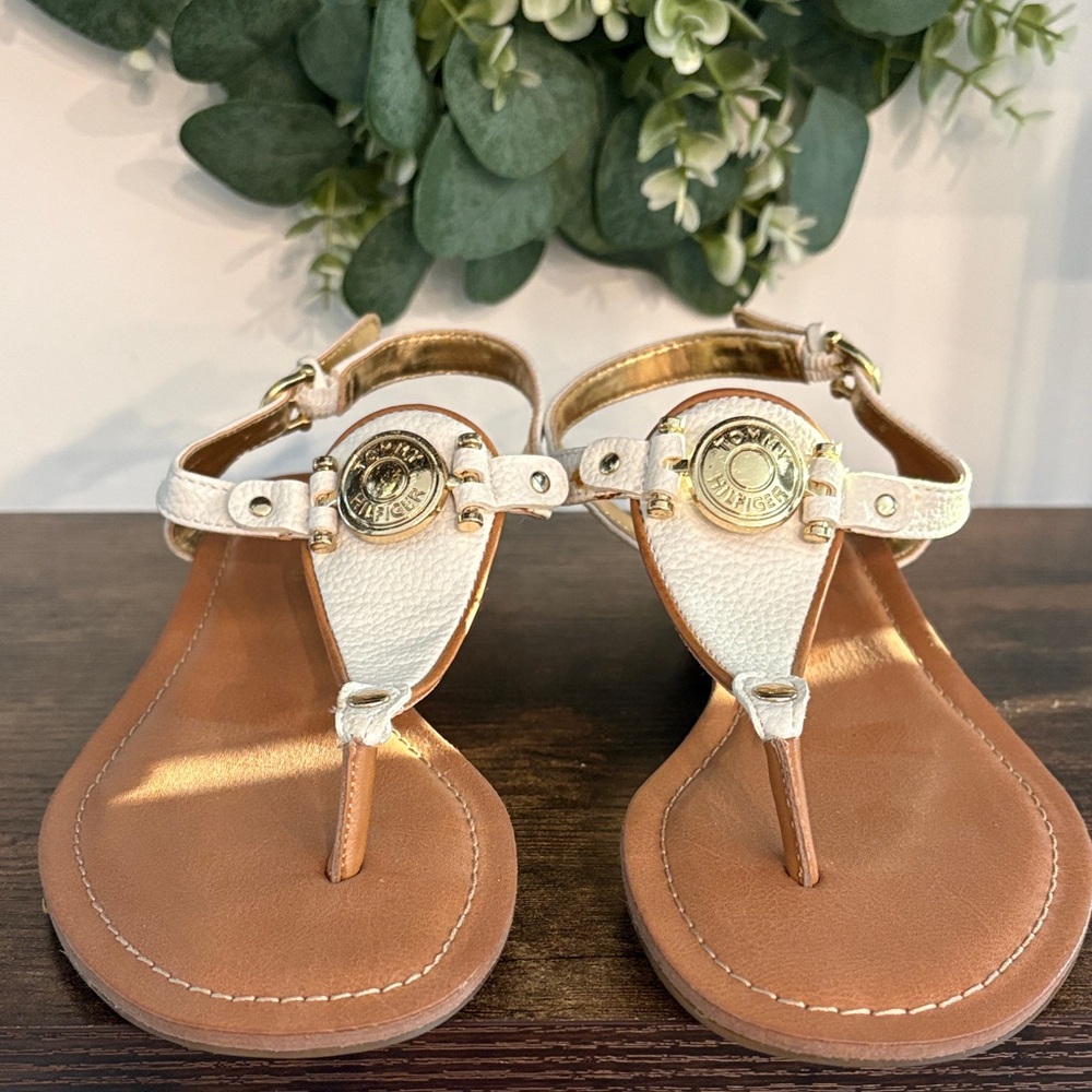 Tommy Hilfiger White and Tan T‑Strap Sandals with Gold Emblem